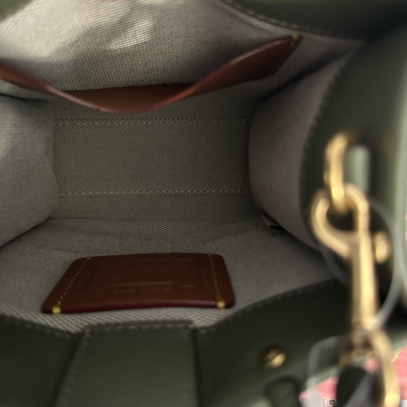 COACH Mini Cashin Tote Bag Crossbody Glovetanned Leather in Olive Green C4828 - Picture 9 of 17